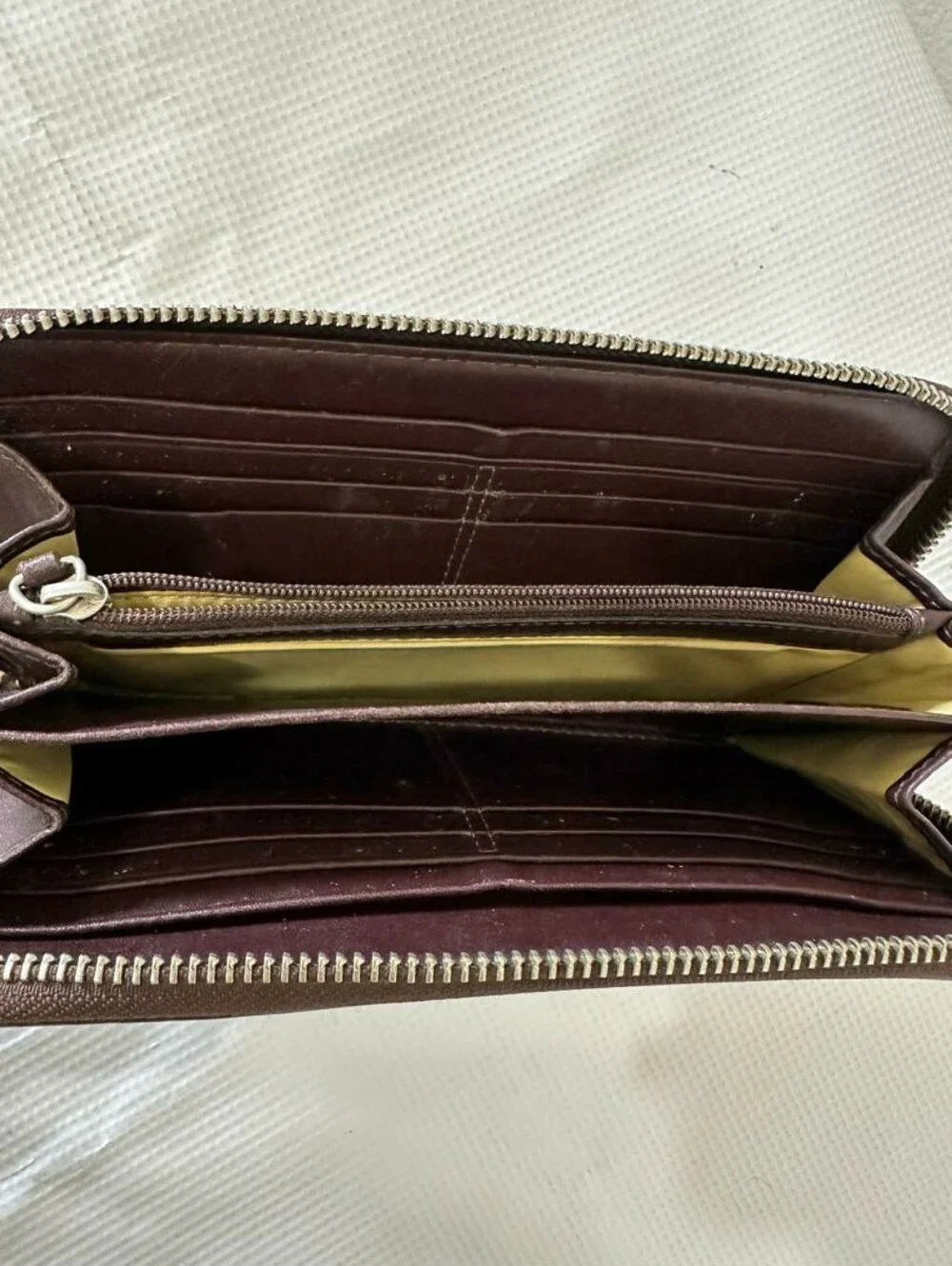 COACH Signature Heritage Round Zip Long Wallet